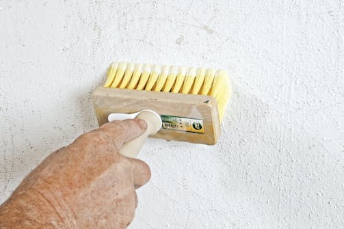 Nikotiinin poisto seinistä Tupakka pesuaine